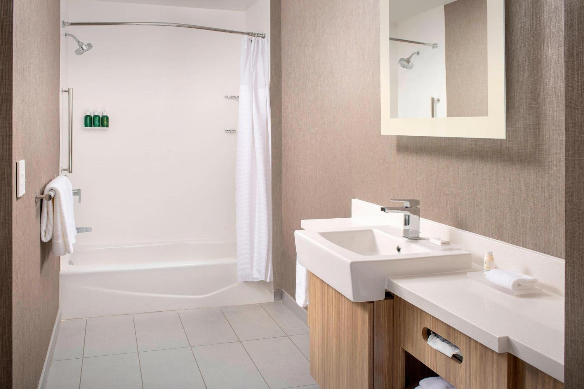 Springhill Suites By Marriott Punta Gorda Harborside Экстерьер фото